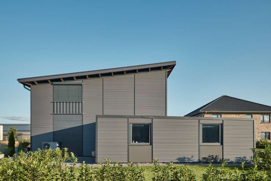 Neue Welle im Wohnungsbau mit Stahlprofilen, Nylanndamm in 24980 Schafflund